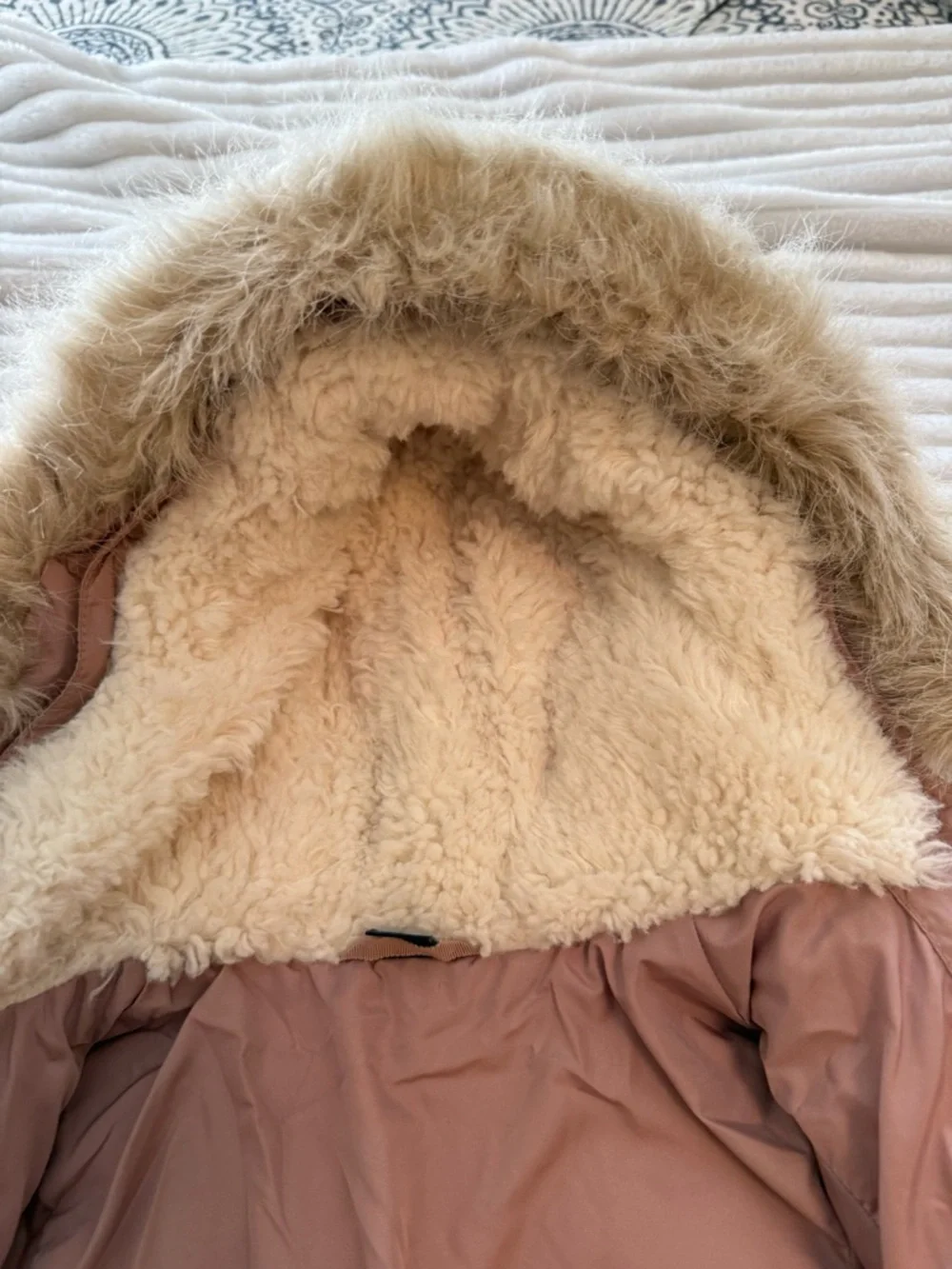 GAP Mauve Pink Puffer Jacket with Faux Fur Trim Hood